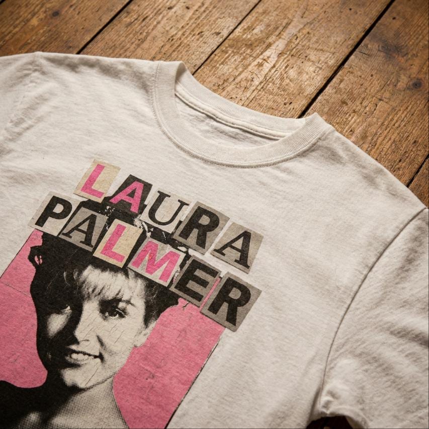 Laura Palmer T-Shirt, Y2K Bootleg bubblegum pink Twin Peaks fan cinephile tee