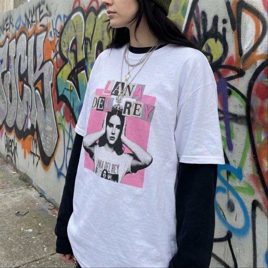 Lana Del Rey Pink Graphic T-Shirt, Y2K Bootleg Music Tee, Oversized Unisex Fan Shirt