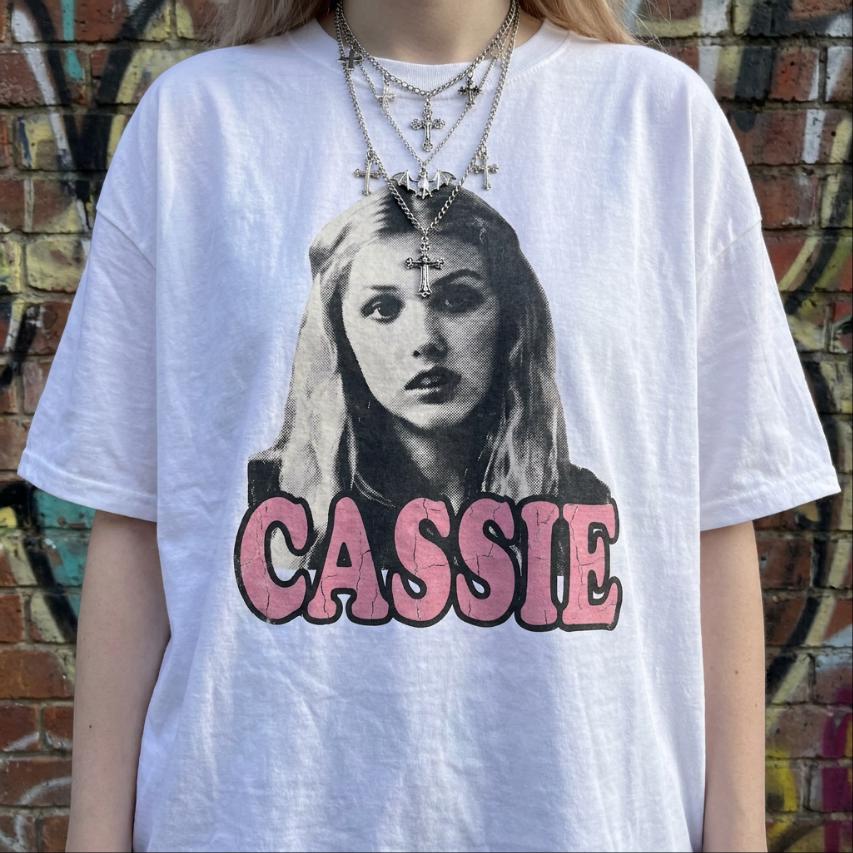 Cassie Ainsworth Skins UK Hannah Murray Cinephile Pink Bootleg Fan T-Shirt
