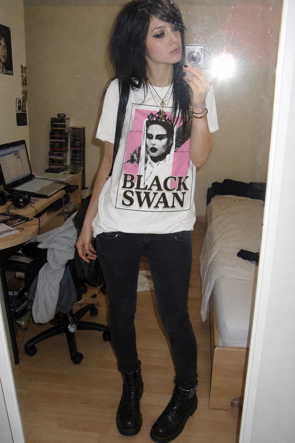 Black Swan Nina Sayers Bubblegum Pink Cinephile T-Shirt Natalie Portman Cult Movie Tee